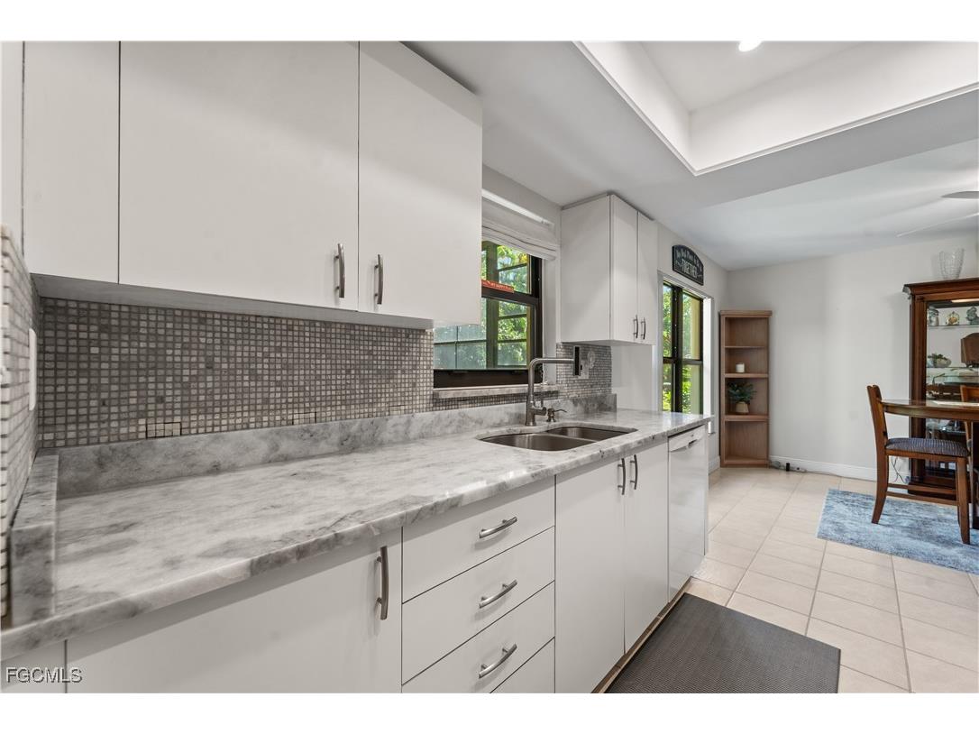 8336 Charter Club Circle #5 Fort Myers FL 33919 2025017548 image10