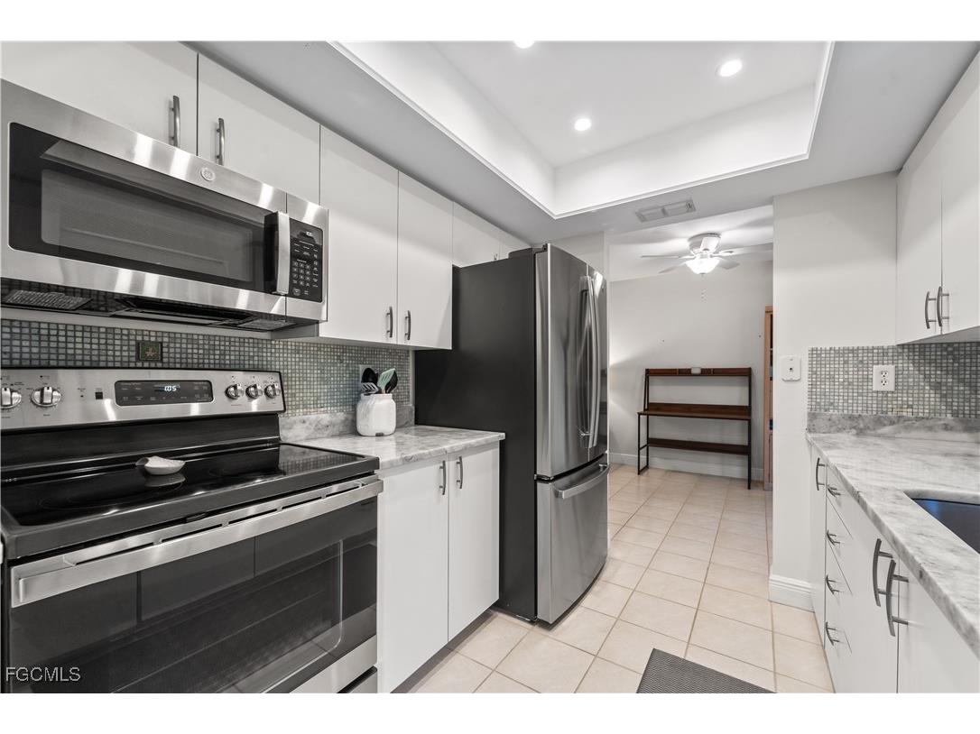 8336 Charter Club Circle #5 Fort Myers FL 33919 2025017548 image11