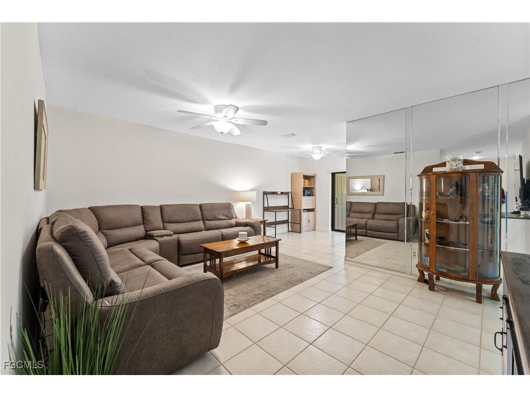 8336 Charter Club Circle #5 Fort Myers FL 33919 2025017548 image6