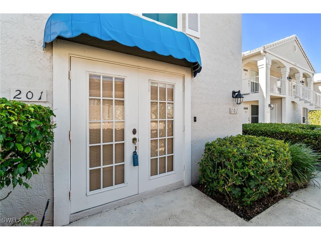 834 Gulf Pavilion Drive #201 Naples FL 34108 225078346 image2