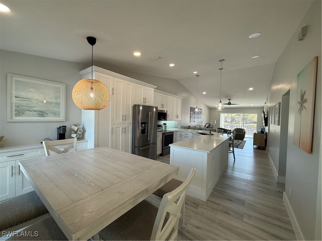 834 Gulf Pavilion Drive #204 Naples FL 34108 225081835 image20