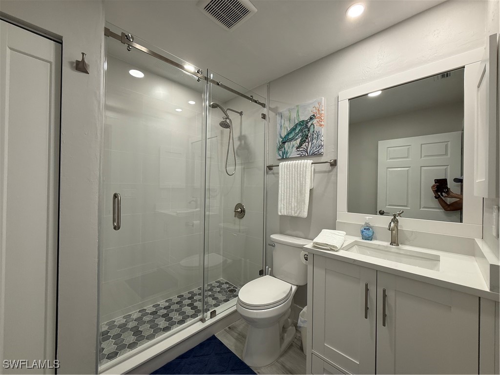834 Gulf Pavilion Drive #204 Naples FL 34108 225081835 image28