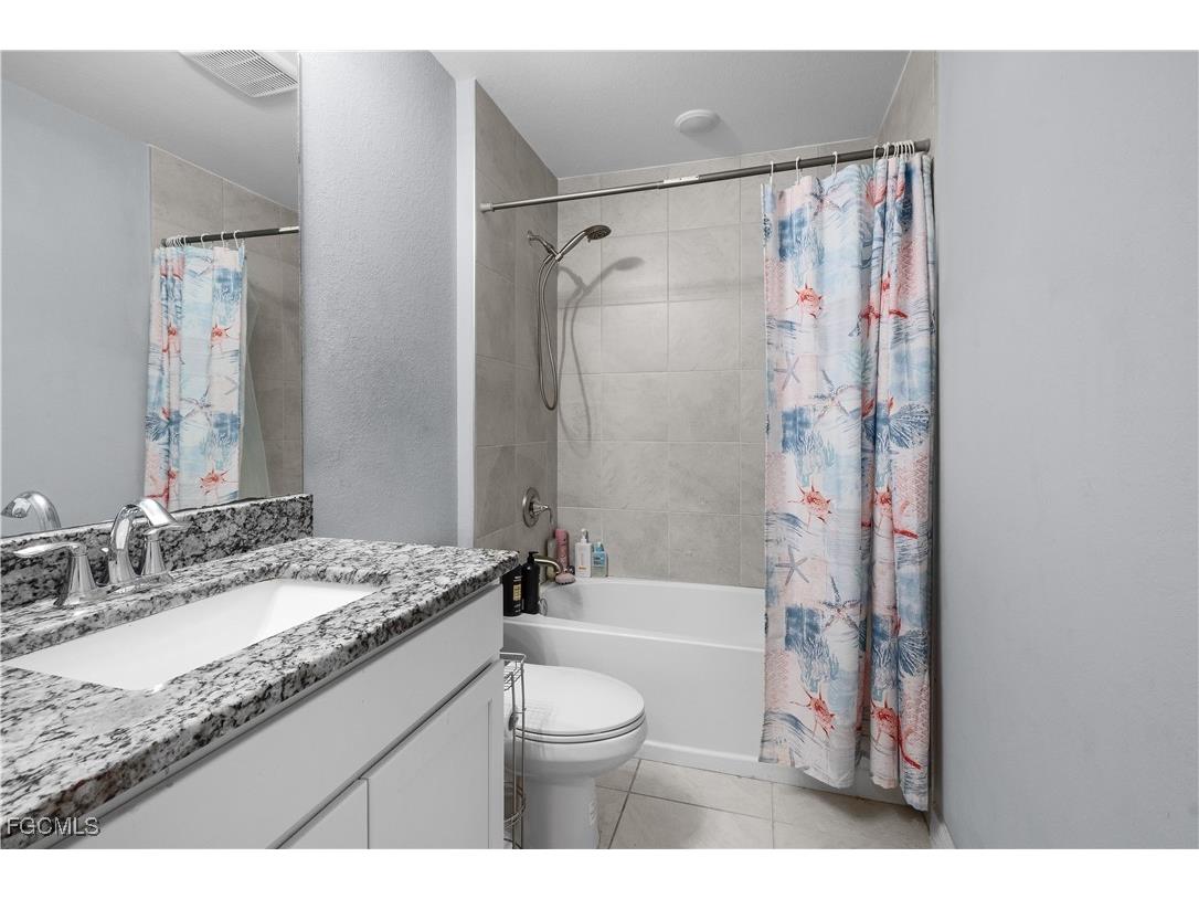 834 NE Van Loon Lane Cape Coral FL 33909 2025002605 image18