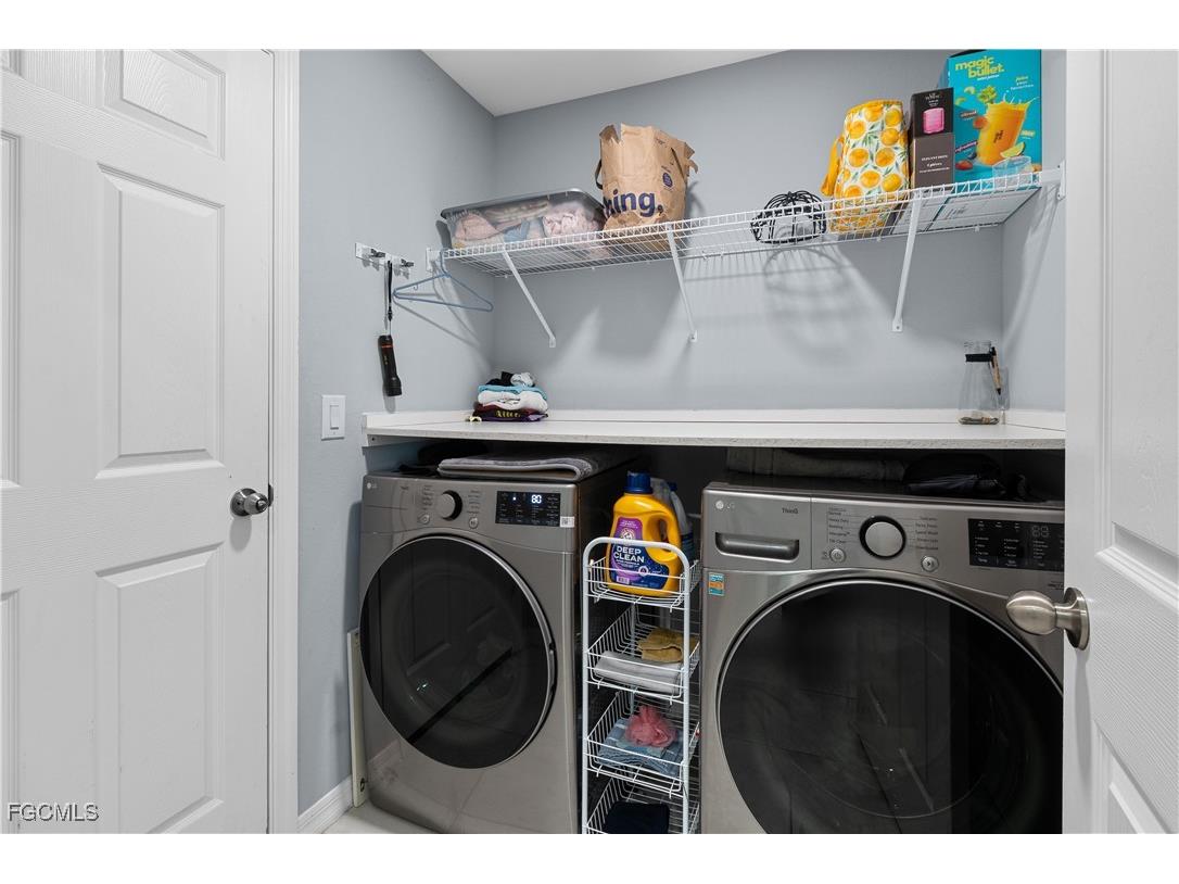 834 NE Van Loon Lane Cape Coral FL 33909 2025002605 image23