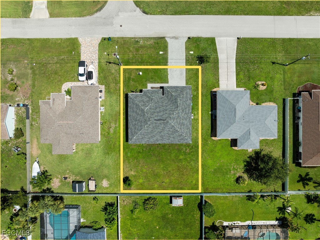 834 NE Van Loon Lane Cape Coral FL 33909 2025002605 image4