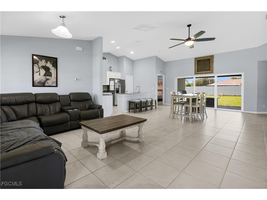 834 NE Van Loon Lane Cape Coral FL 33909 2025002605 image7