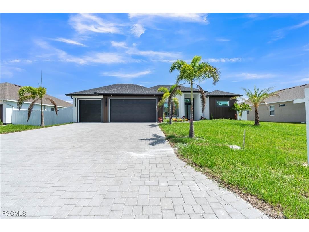 834 NW 2nd Street Cape Coral FL 33993 2025022455 image1
