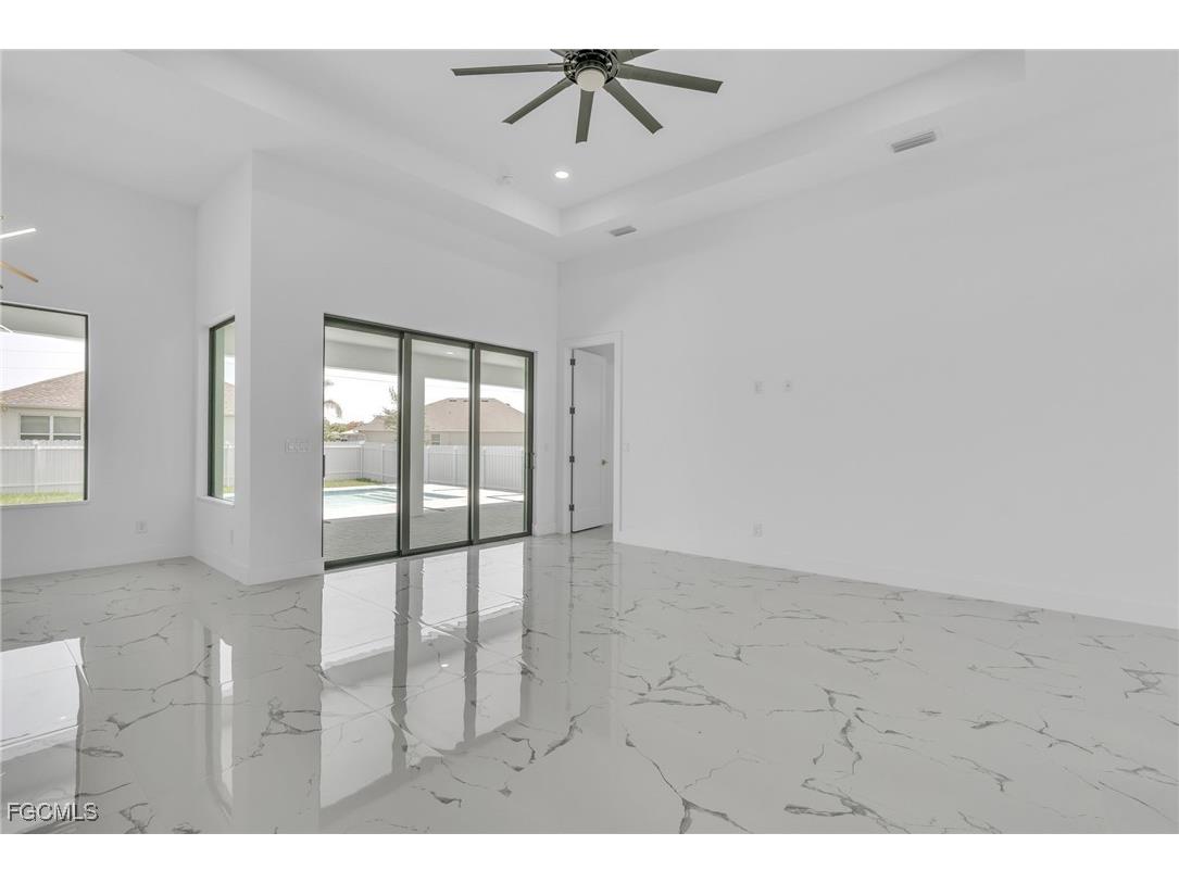 834 NW 2nd Street Cape Coral FL 33993 2025022455 image14