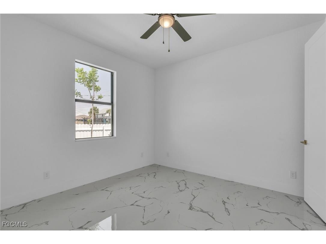 834 NW 2nd Street Cape Coral FL 33993 2025022455 image24