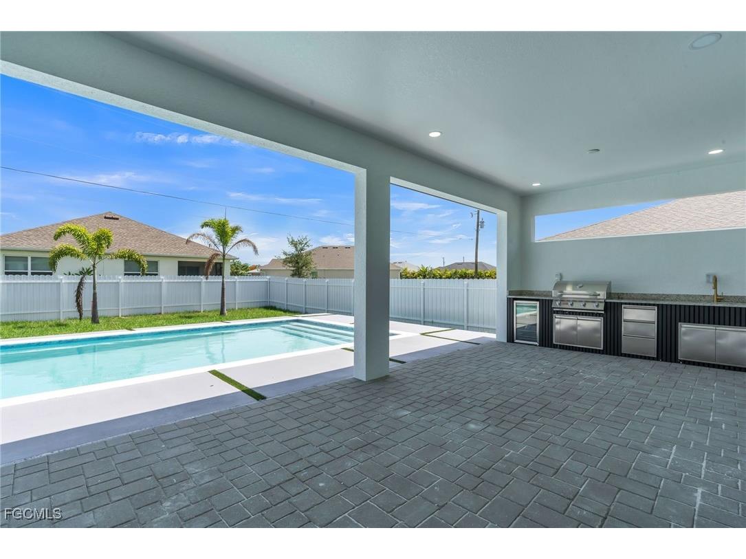 834 NW 2nd Street Cape Coral FL 33993 2025022455 image27