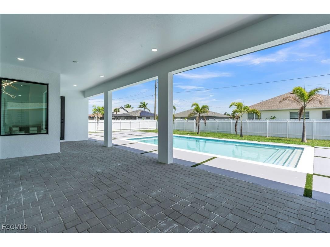 834 NW 2nd Street Cape Coral FL 33993 2025022455 image28