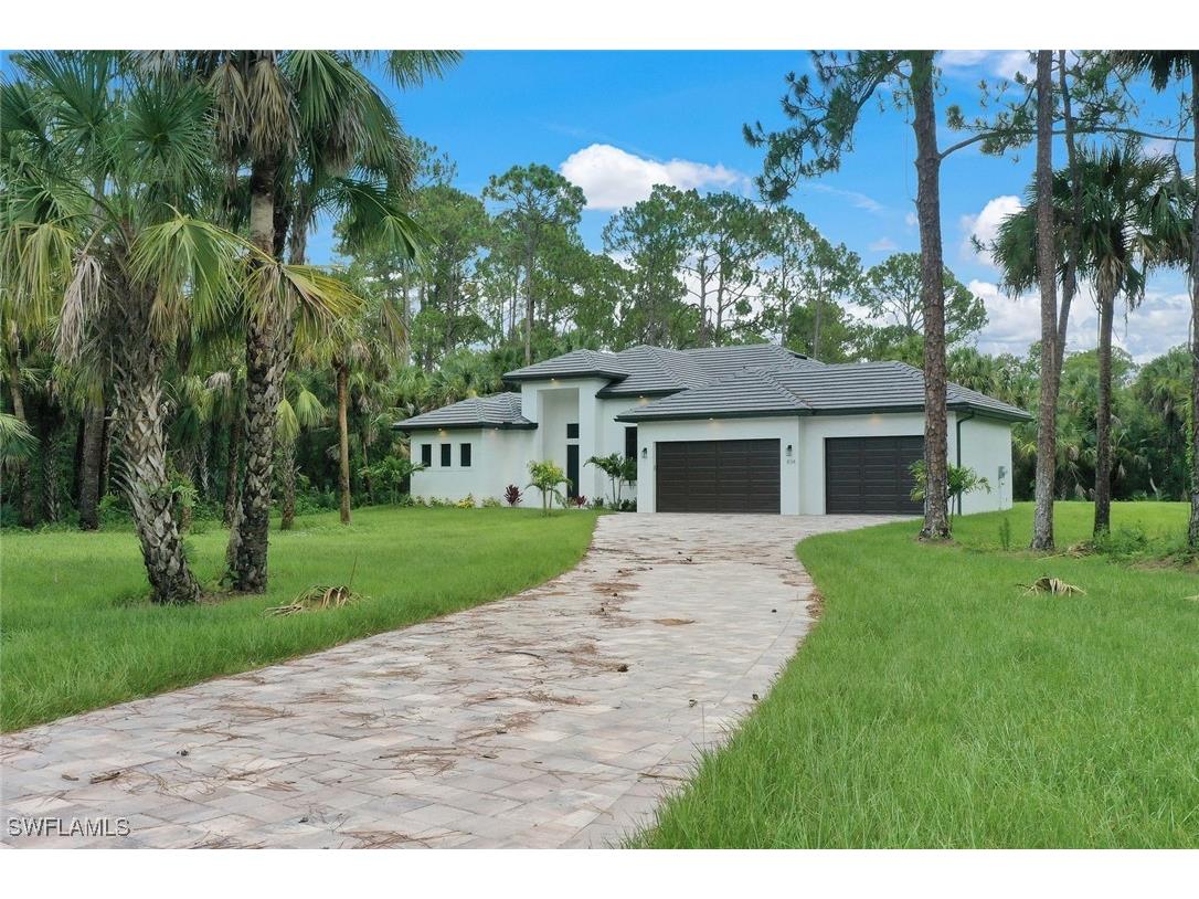 834 Wilson Boulevard N Naples FL 34120 225066408 image2