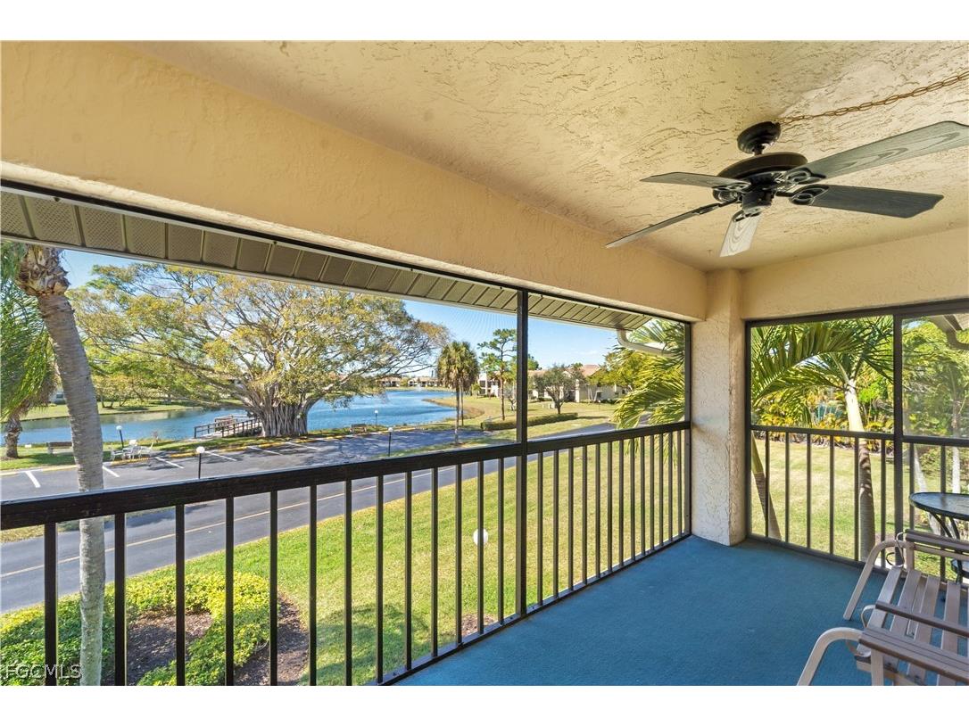 8340 Charter Club Circle #9 Fort Myers FL 33919 2026007218 image1