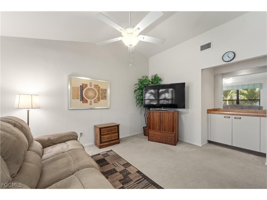 8340 Charter Club Circle #9 Fort Myers FL 33919 2026007218 image12