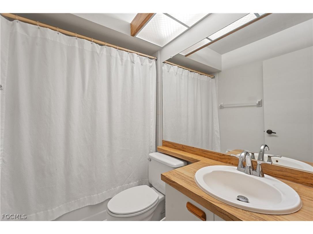 8340 Charter Club Circle #9 Fort Myers FL 33919 2026007218 image20