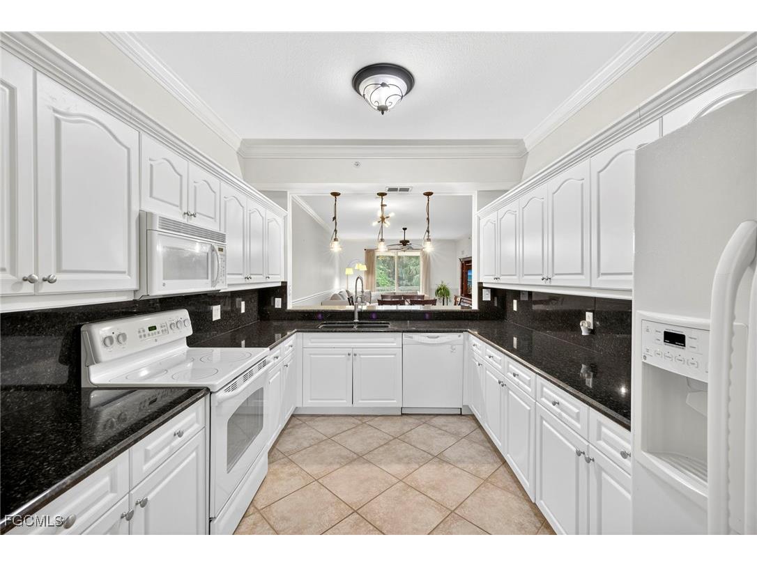 8341 Whiskey Preserve Circle #512 Fort Myers FL 33919 2025008243 image1