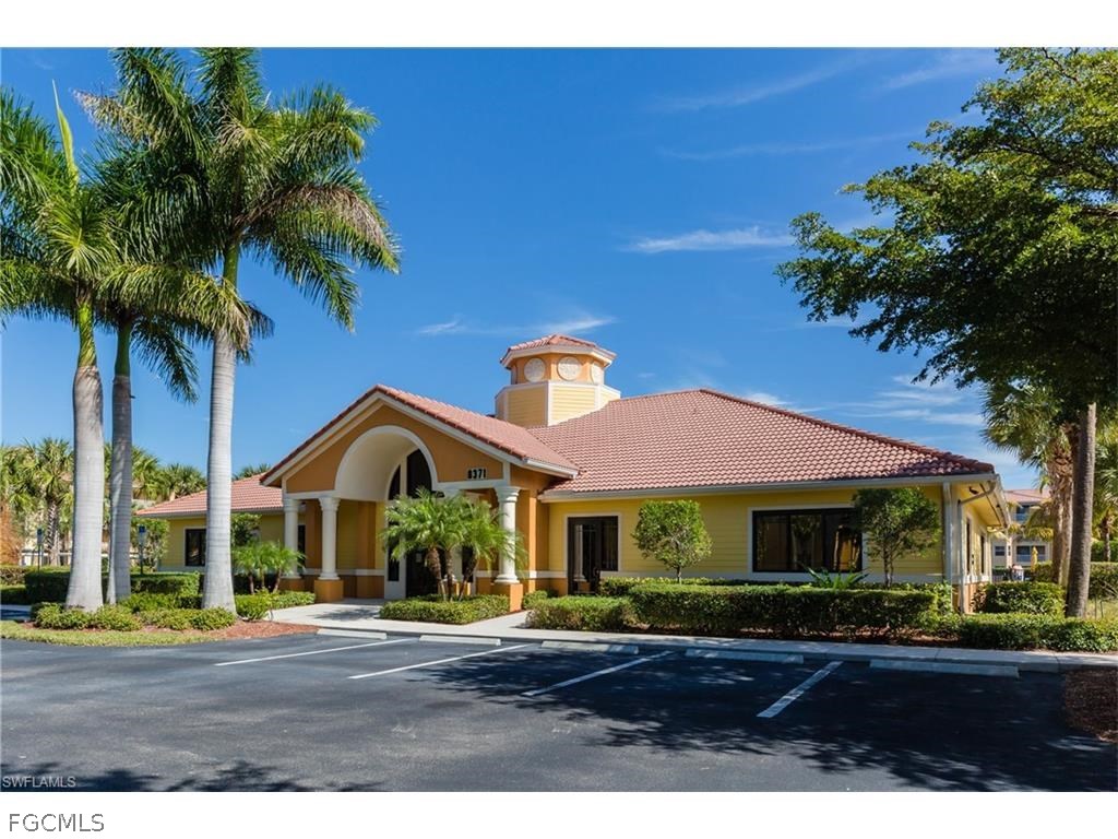 8341 Whiskey Preserve Circle #527 Fort Myers FL 33919 2026010544 image3