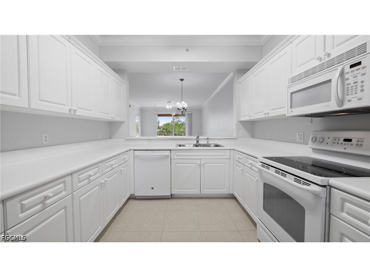 8341 Whiskey Preserve Circle #539 Fort Myers FL 33919 2026024278 image3