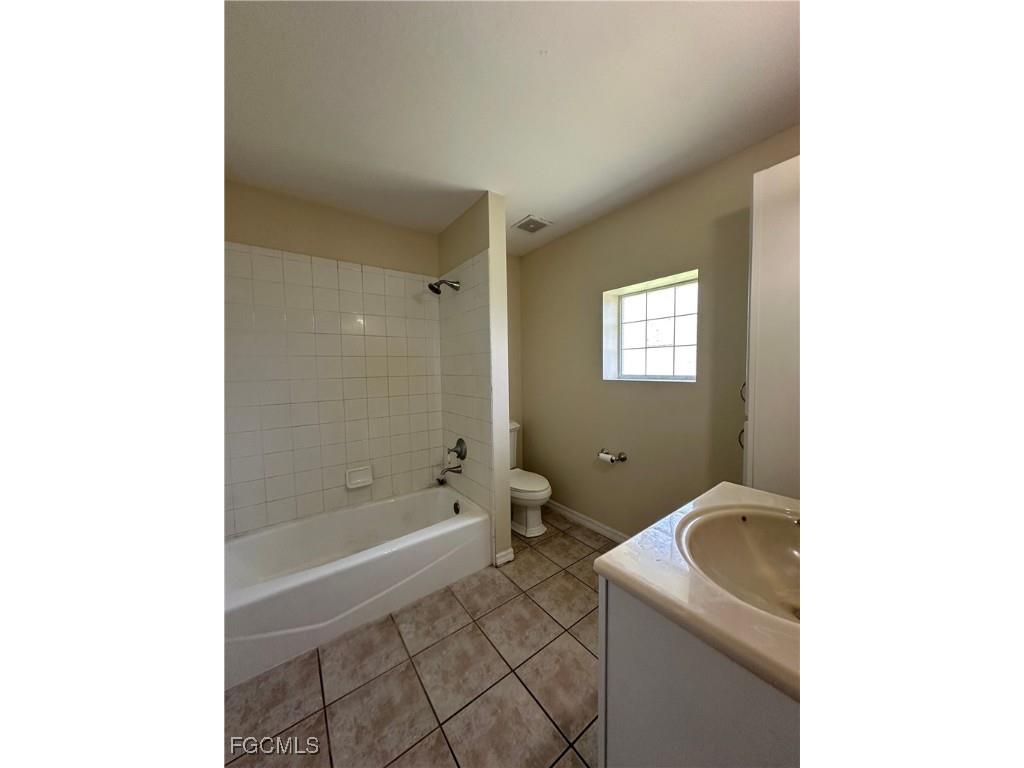 8347 Caloosa Road Fort Myers FL 33967 2025006642 image16