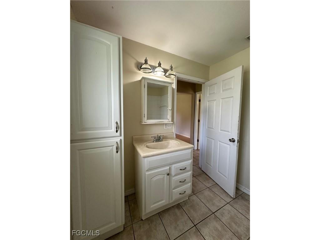 8347 Caloosa Road Fort Myers FL 33967 2025006642 image17