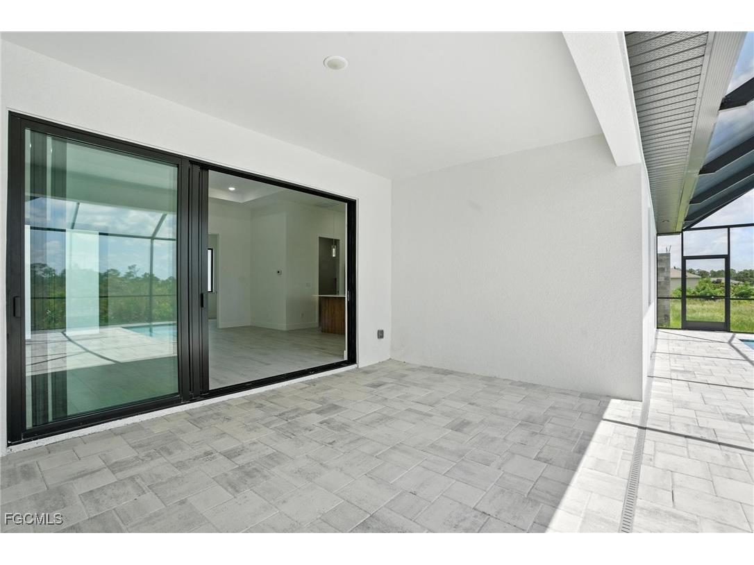 8348 Walden Street Port Charlotte FL 33981 2025003879 image37