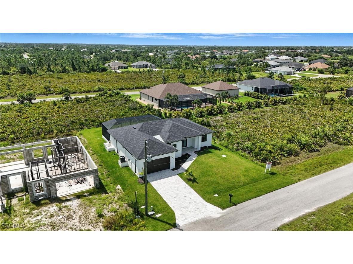 8348 Walden Street Port Charlotte FL 33981 2025003879 image47