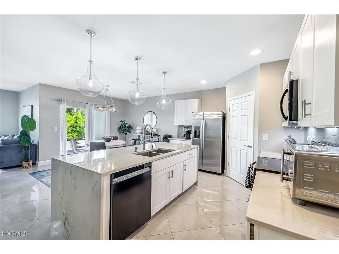 8349 Butternut Road Fort Myers FL 33967 2025006228 image6