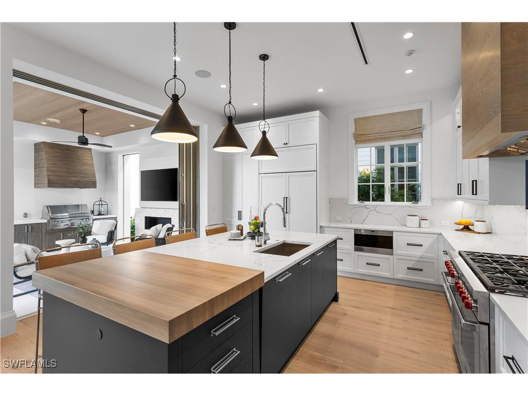 835 11th Avenue S Naples FL 34102 226004868 image12