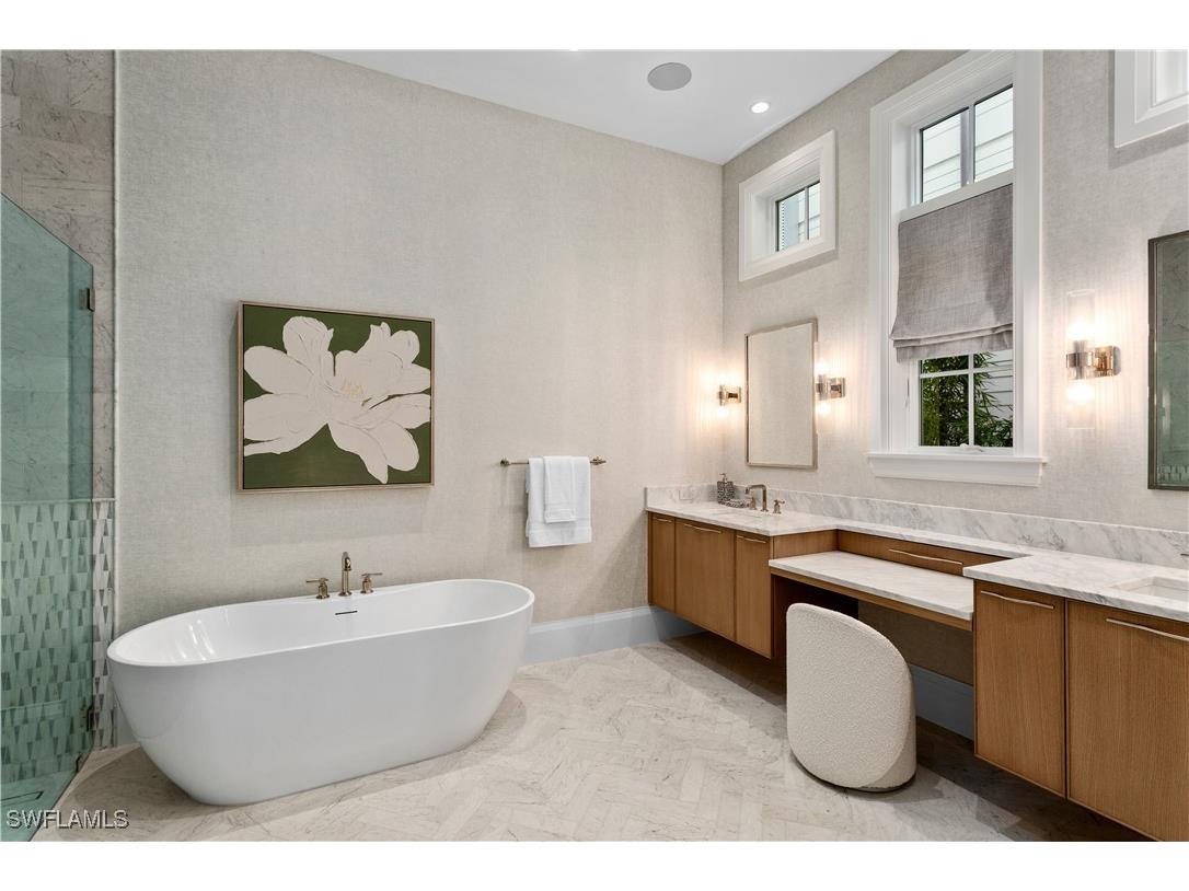 835 11th Avenue S Naples FL 34102 226004868 image17