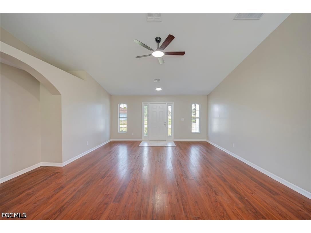 835 Appleton Avenue Lehigh Acres FL 33974 2026018510 image4