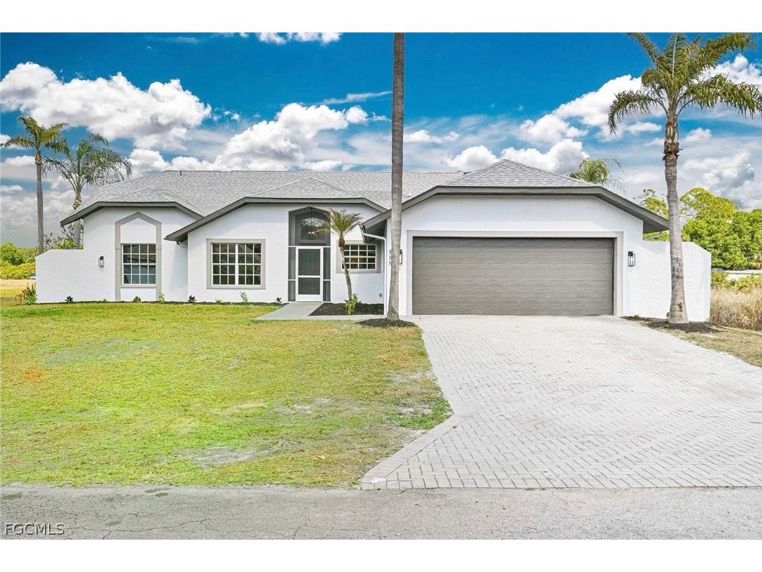 835 Geneva Street E Lehigh Acres FL 33974 2026007936 image1
