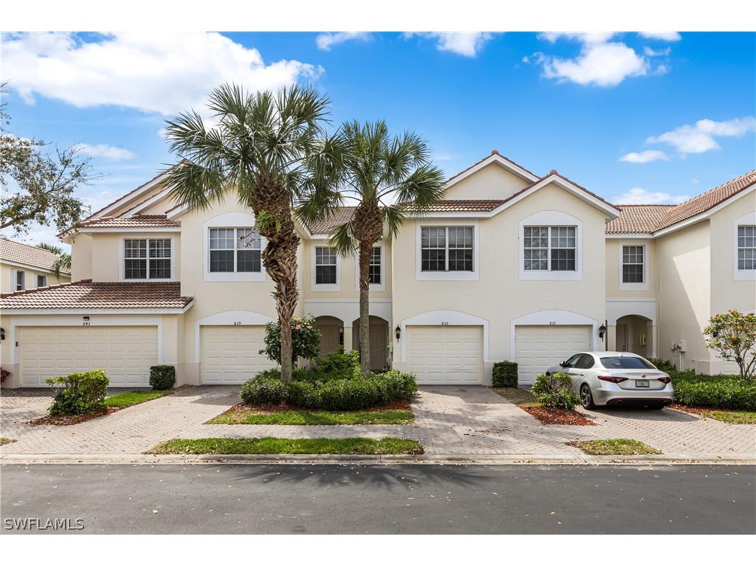 835 Hampton Circle Naples FL 34105 224023471 image1