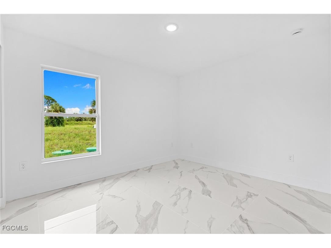 835 Oakridge Avenue S Lehigh Acres FL 33974 2026005718 image17