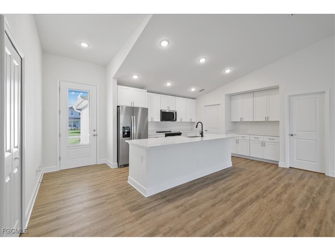 835 SW 28th Terrace Cape Coral FL 33914 2025012422 image11