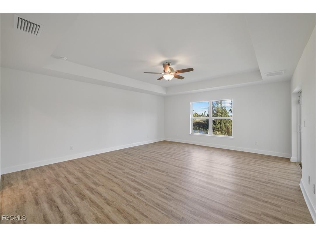 835 SW 28th Terrace Cape Coral FL 33914 2025012422 image18