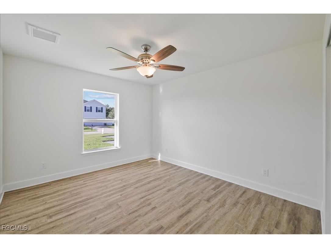 835 SW 28th Terrace Cape Coral FL 33914 2025012422 image25