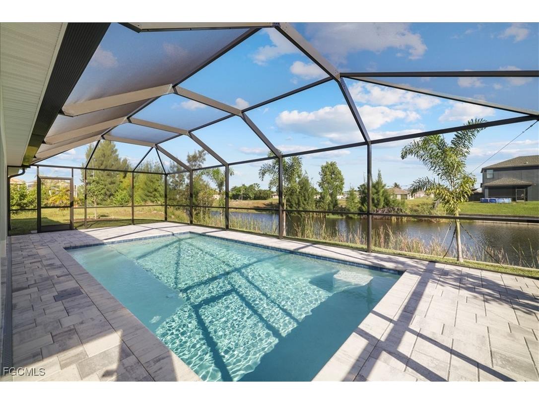 835 SW 28th Terrace Cape Coral FL 33914 2025012422 image3