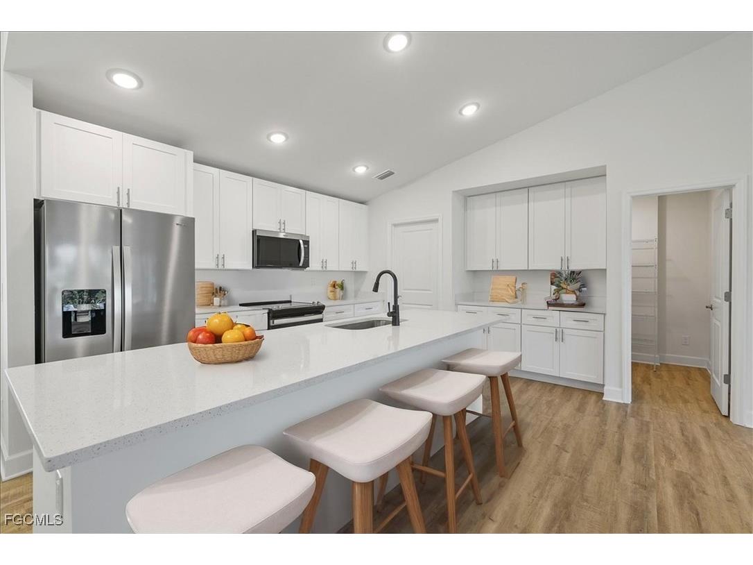 835 SW 28th Terrace Cape Coral FL 33914 2025012422 image4