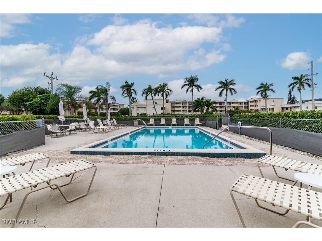 835 W Elkcam Circle #205 Marco Island FL 34145 225082330 image22