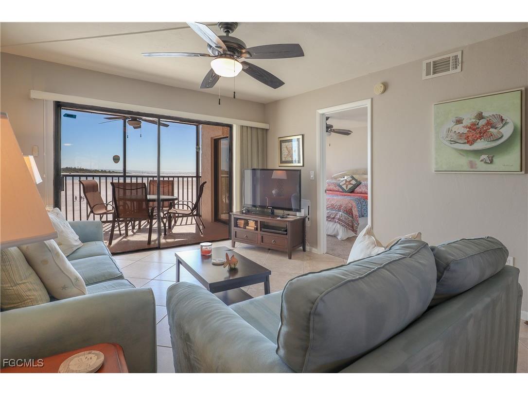 8350 Estero Boulevard #323 Fort Myers Beach FL 33931 223082140 image5