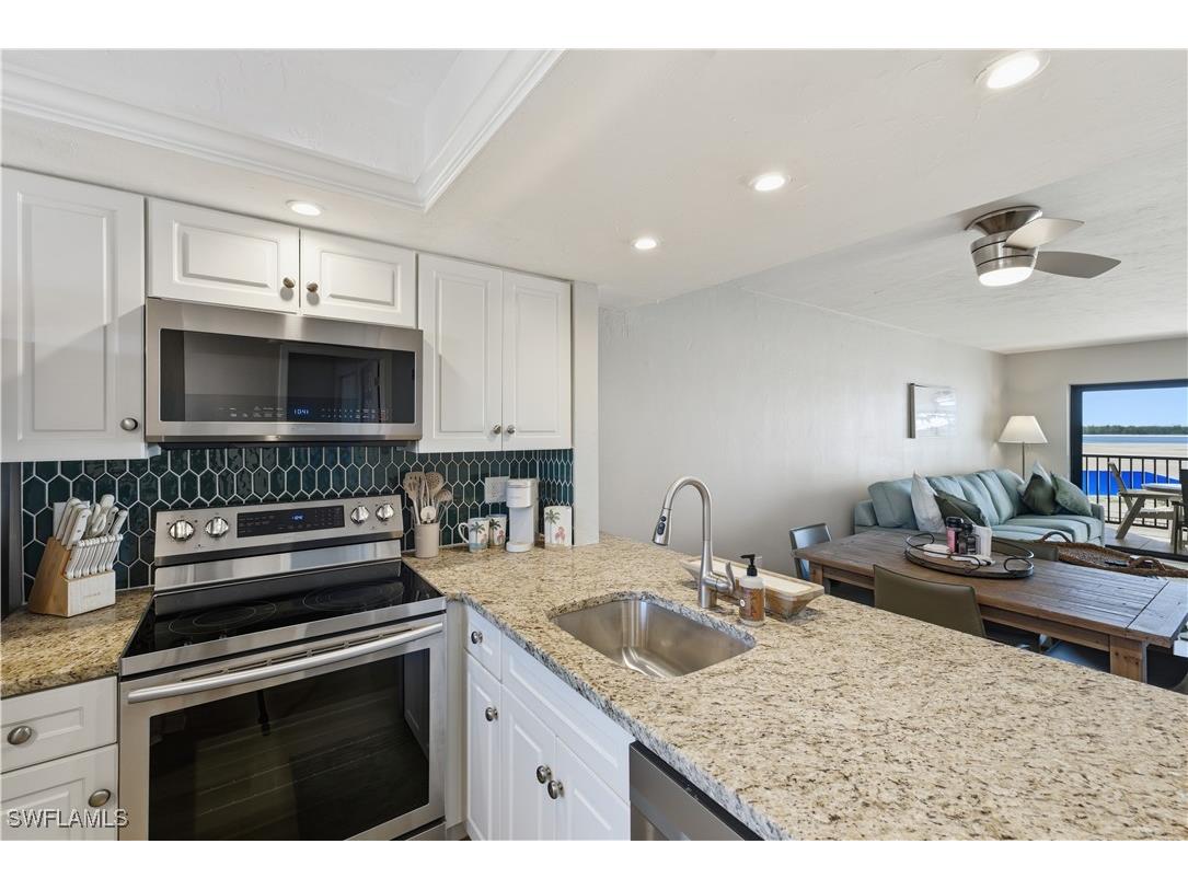 8350 Estero Boulevard Fort Myers Beach FL 33931 225076358 image8