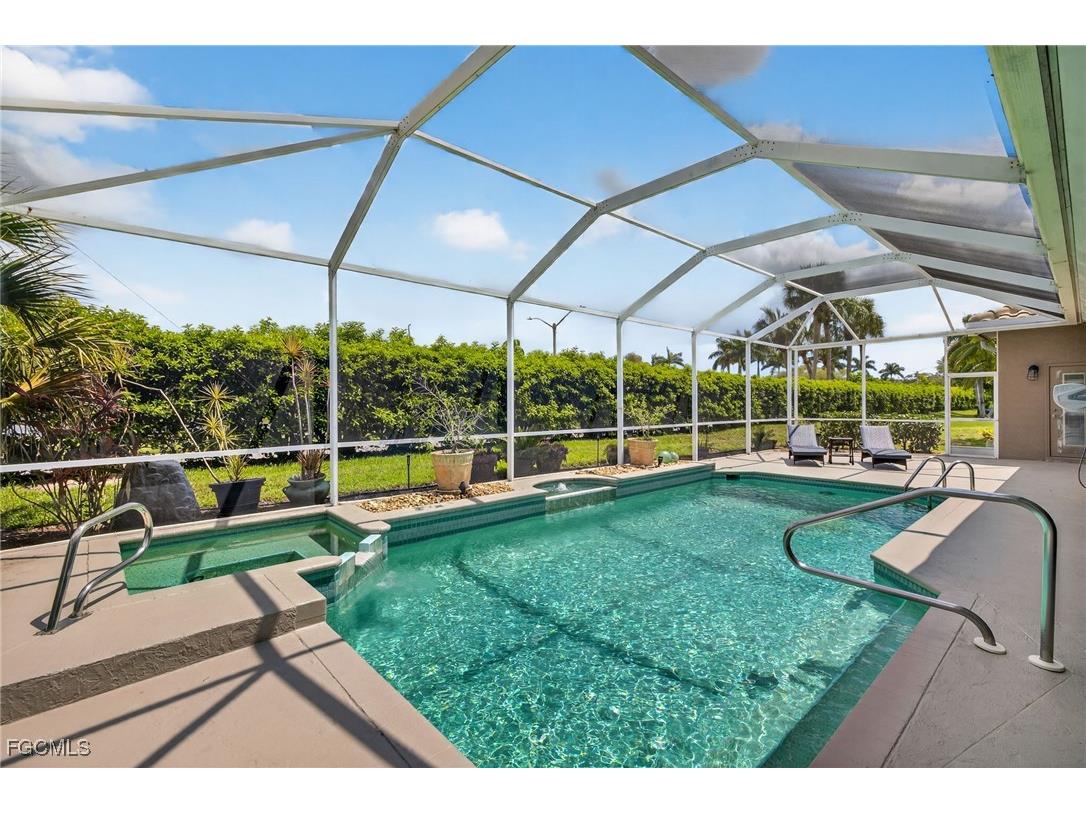 8350 Trentwood Court Fort Myers FL 33912 2025021652 image30