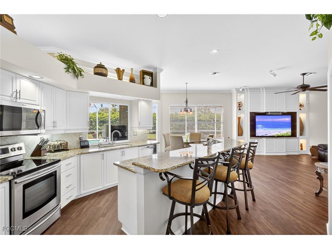 8350 Trentwood Court Fort Myers FL 33912 2025021652 image9