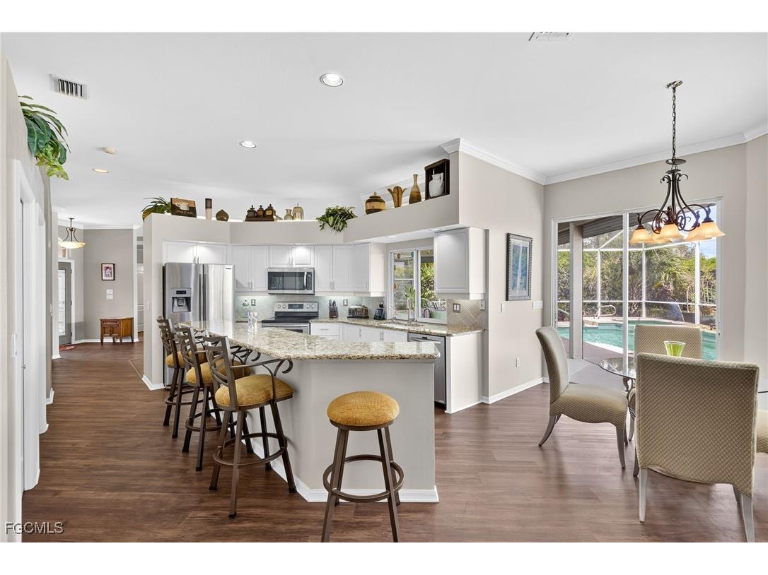 8350 Trentwood Court Fort Myers FL 33912 2025023383 image10