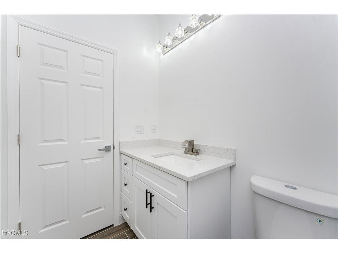 8350 Walbert Street Port Charlotte FL 33981 2025020004 image15