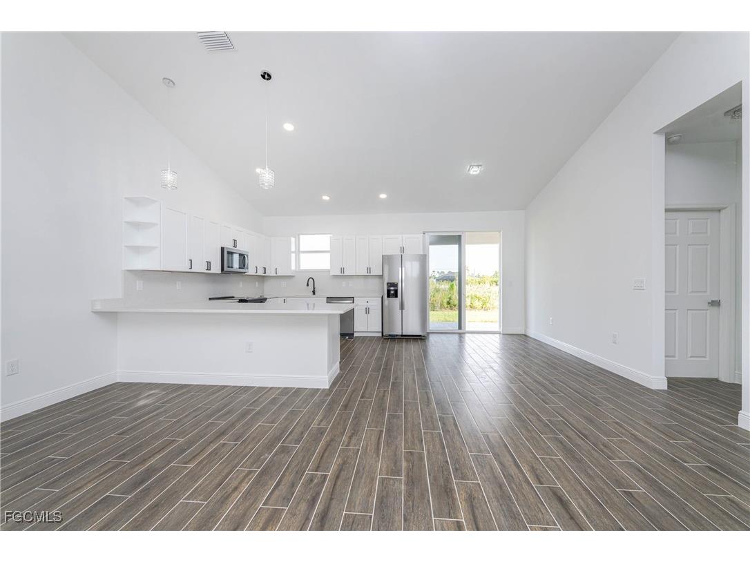 8350 Walbert Street Port Charlotte FL 33981 2025020004 image27