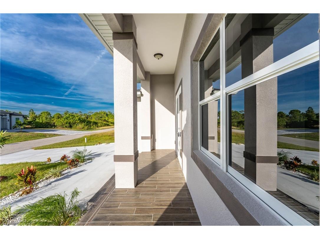 8350 Walbert Street Port Charlotte FL 33981 2025020004 image3