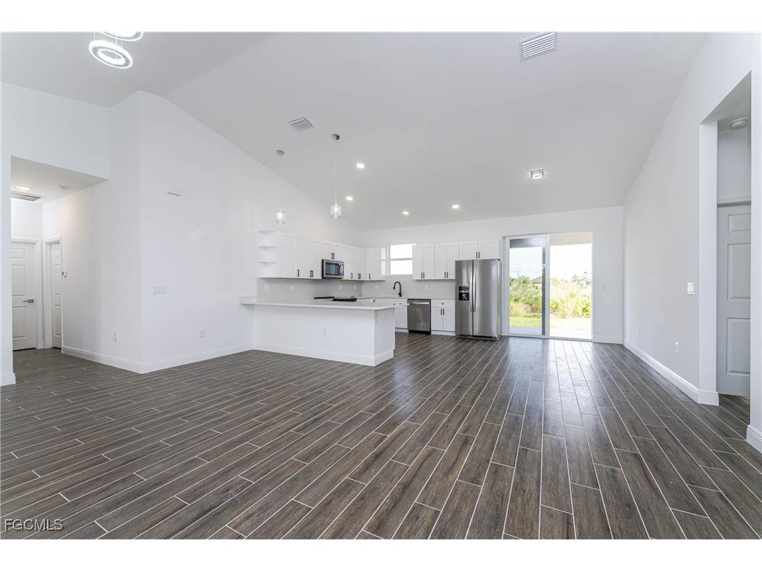 8350 Walbert Street Port Charlotte FL 33981 2025020004 image35