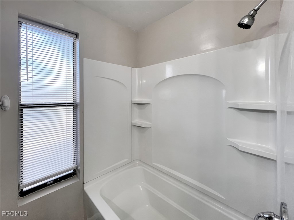 8350 Wren Road Fort Myers FL 33967 2025023578 image19