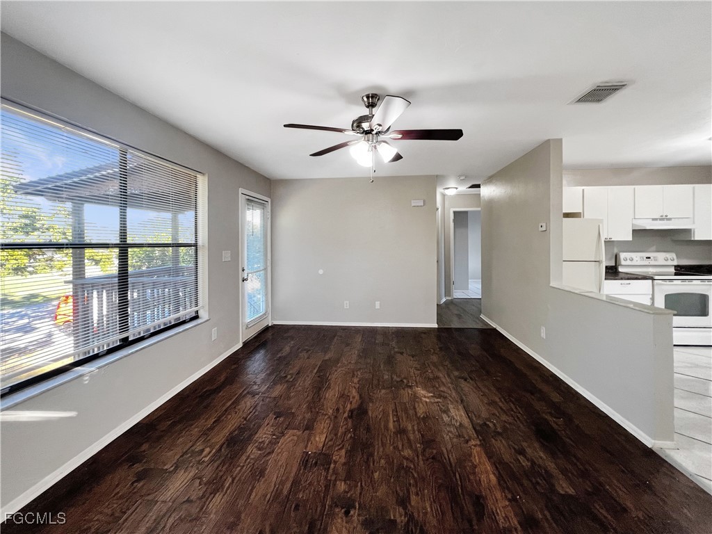 8350 Wren Road Fort Myers FL 33967 2025023578 image7